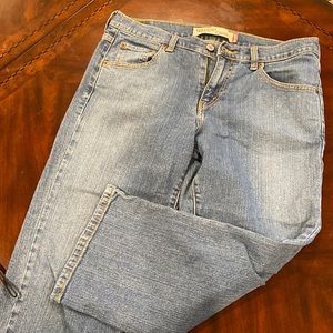 Levi’s women’s capris, size 10, number 515